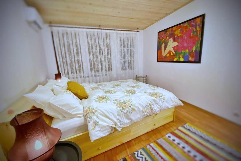 The Secret Lodge- New With Private Garage, Entire House Велико Търново Екстериор снимка